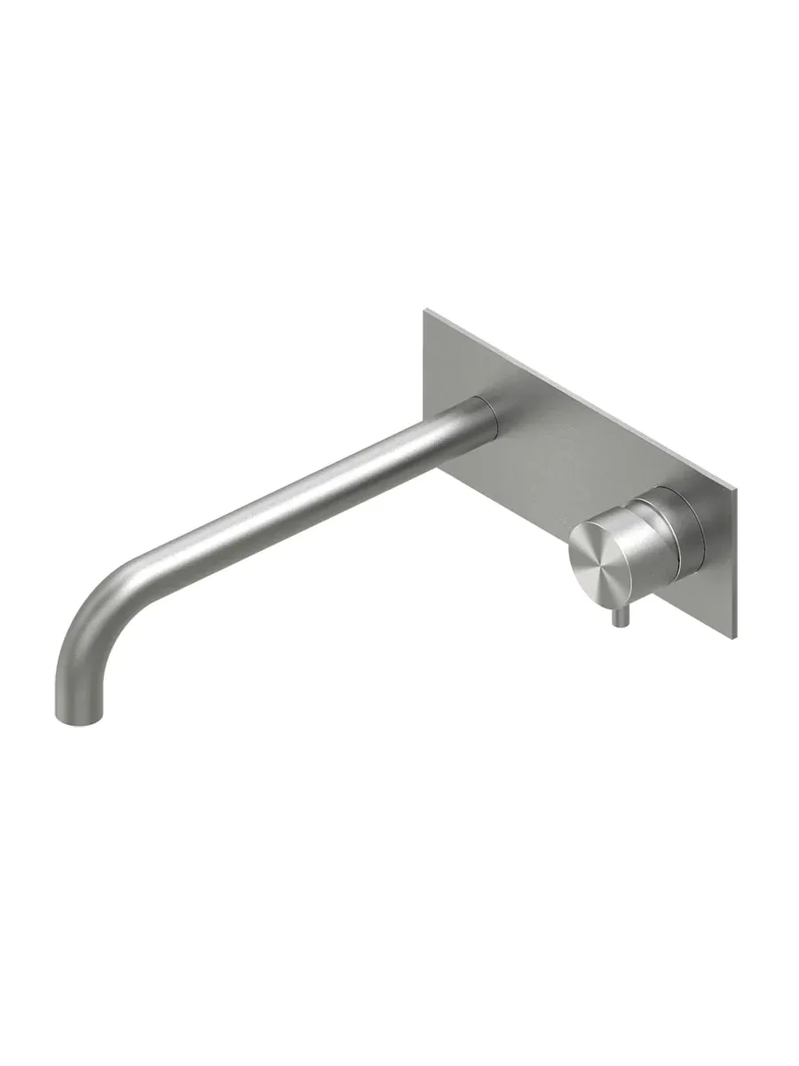 source wall mounted mixer with spout