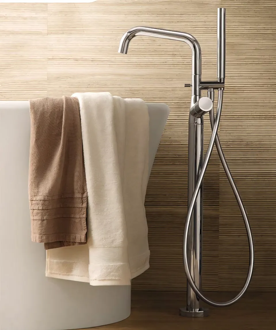 nostromo freestanding bath set