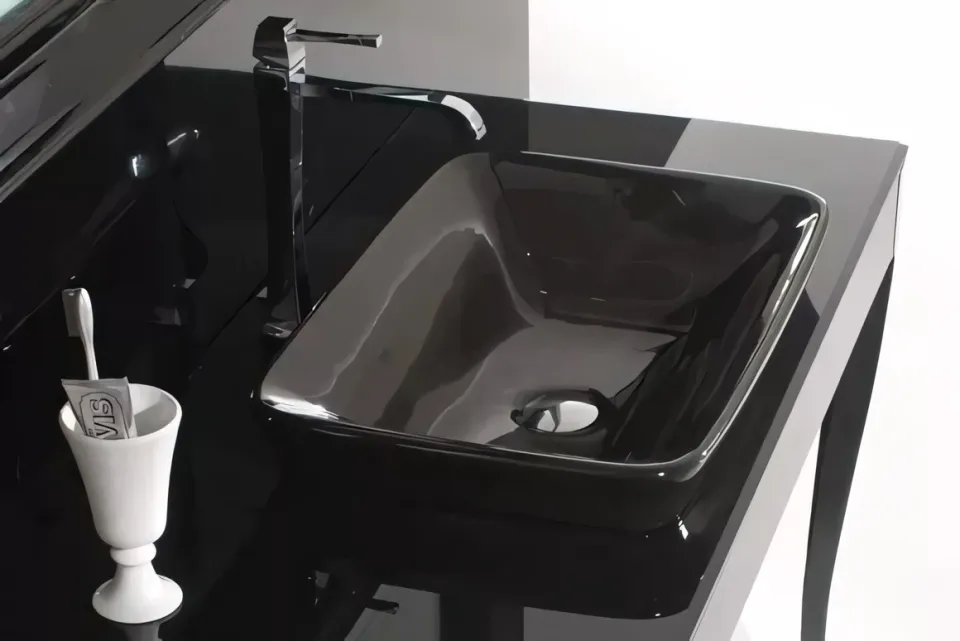 relais recessed basin