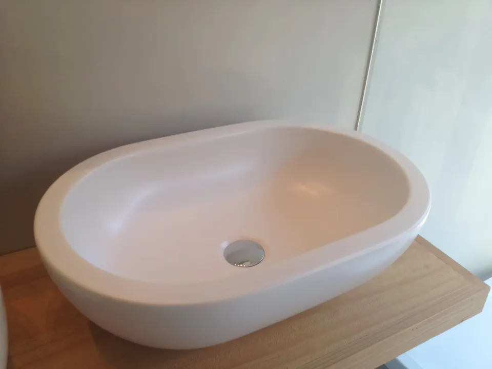 matt white forty3 counter basin